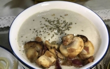奶油蘑菇汤的做法(蘑菇奶油汤做法视频)