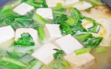 青菜豆腐汤(豆腐青菜汤做法)