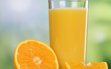 孕妇可以喝橙汁吗(孕妇喝橙汁可以吗)